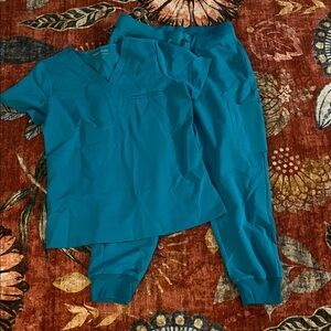 Teal Women's Scrub Set